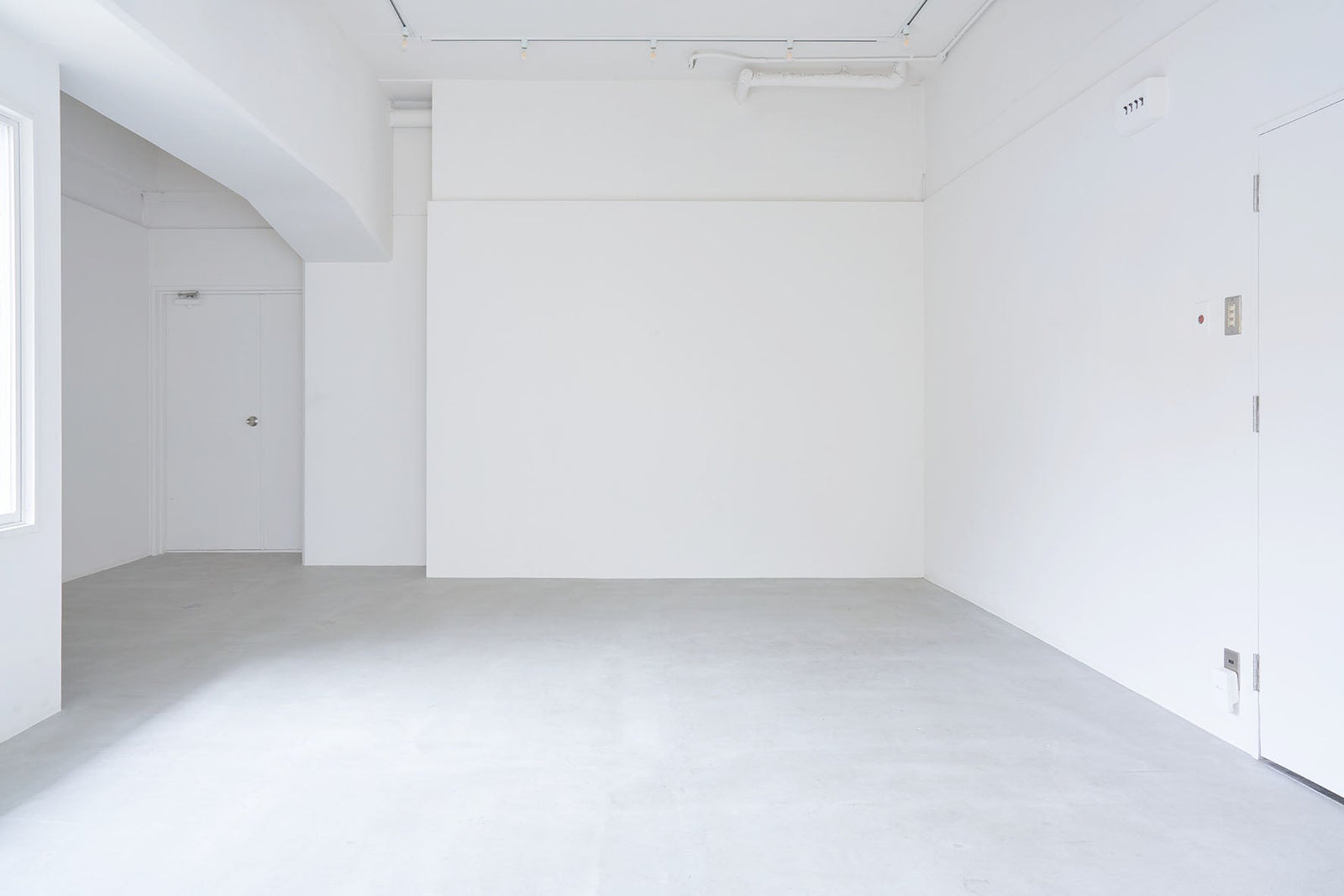 GALLERY METABO ROOM103