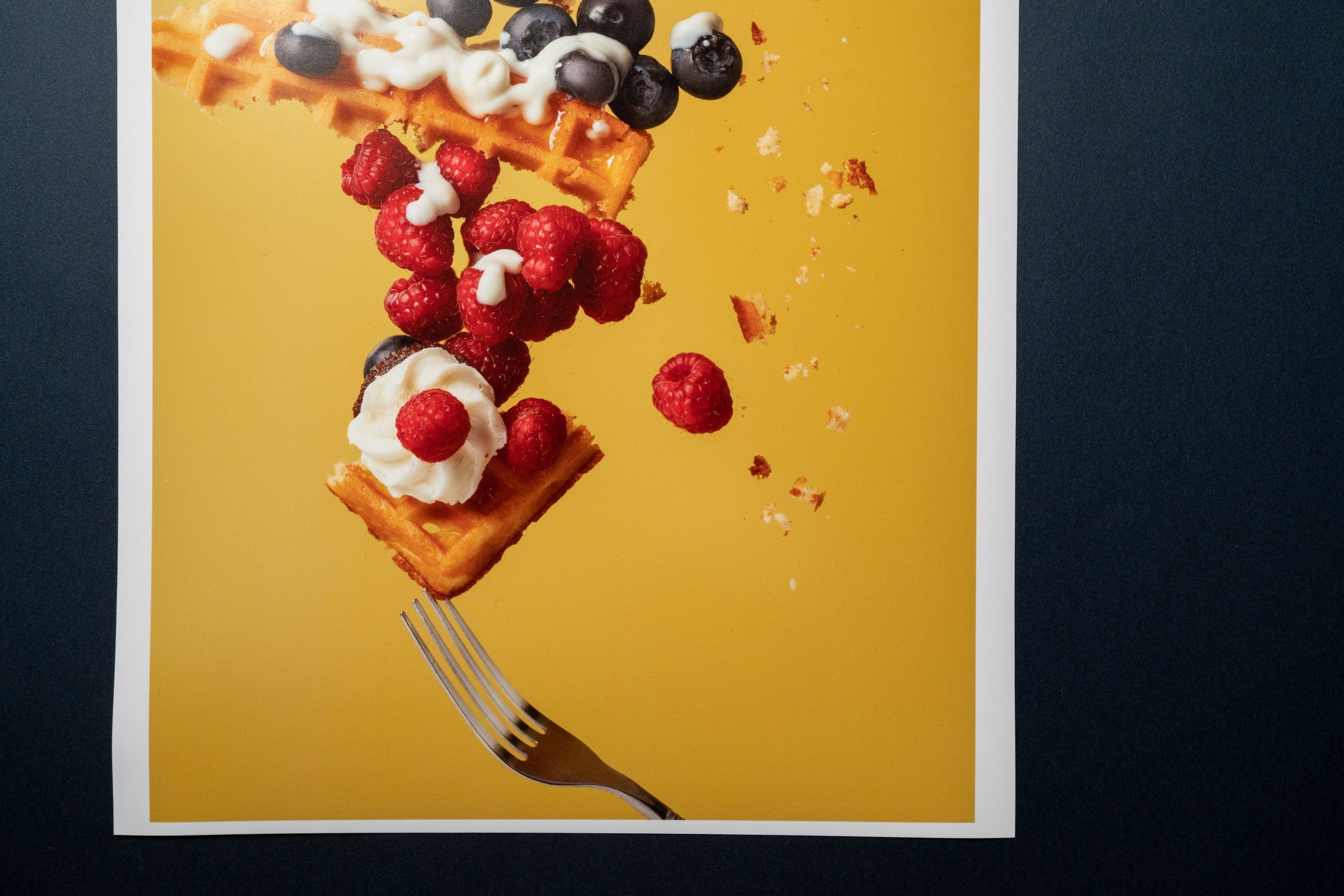 【EPSON】プロフェッショナルフォトペーパー厚手微光沢 - PHOTOPRI【写真展・美術展品質のプリントサービス】 写真やイラスト・NFTアートの印刷を個展(写真展・美術展)向けにリーズナブルにジクレー印刷をするなら”PHOTOPRI”(フォトプリ)で。写真やイラスト・デジタルアートの印刷・額装・キャンバスパネルを個展・写真展向けにリーズナブルに印刷!8000円以上で送料無料中!PC・スマホどちらでもネットで注文OK!作品レベルの高品質