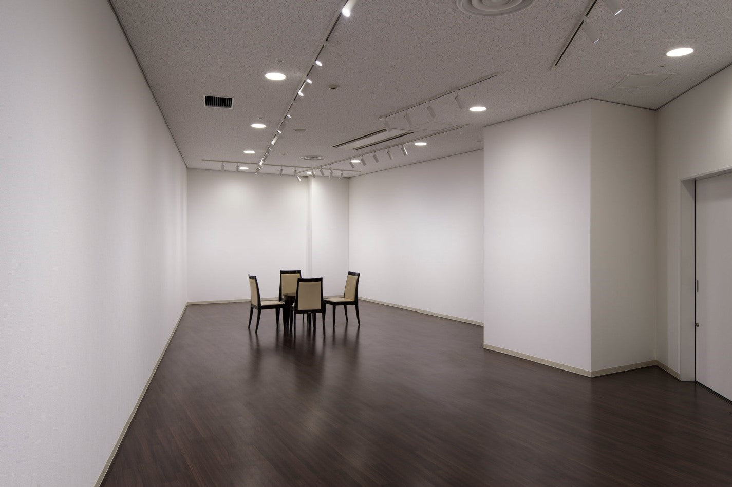 ヒルトピア アートスクエア - PHOTOPRI【写真展・美術展品質のプリントサービス】 写真やイラスト・NFTアートの印刷を個展(写真展・美術展)向けにリーズナブルにジクレー印刷をするなら”PHOTOPRI”(フォトプリ)で。写真やイラスト・デジタルアートの印刷・額装・キャンバスパネルを個展・写真展向けにリーズナブルに印刷!8000円以上で送料無料中!PC・スマホどちらでもネットで注文OK!作品レベルの高品質