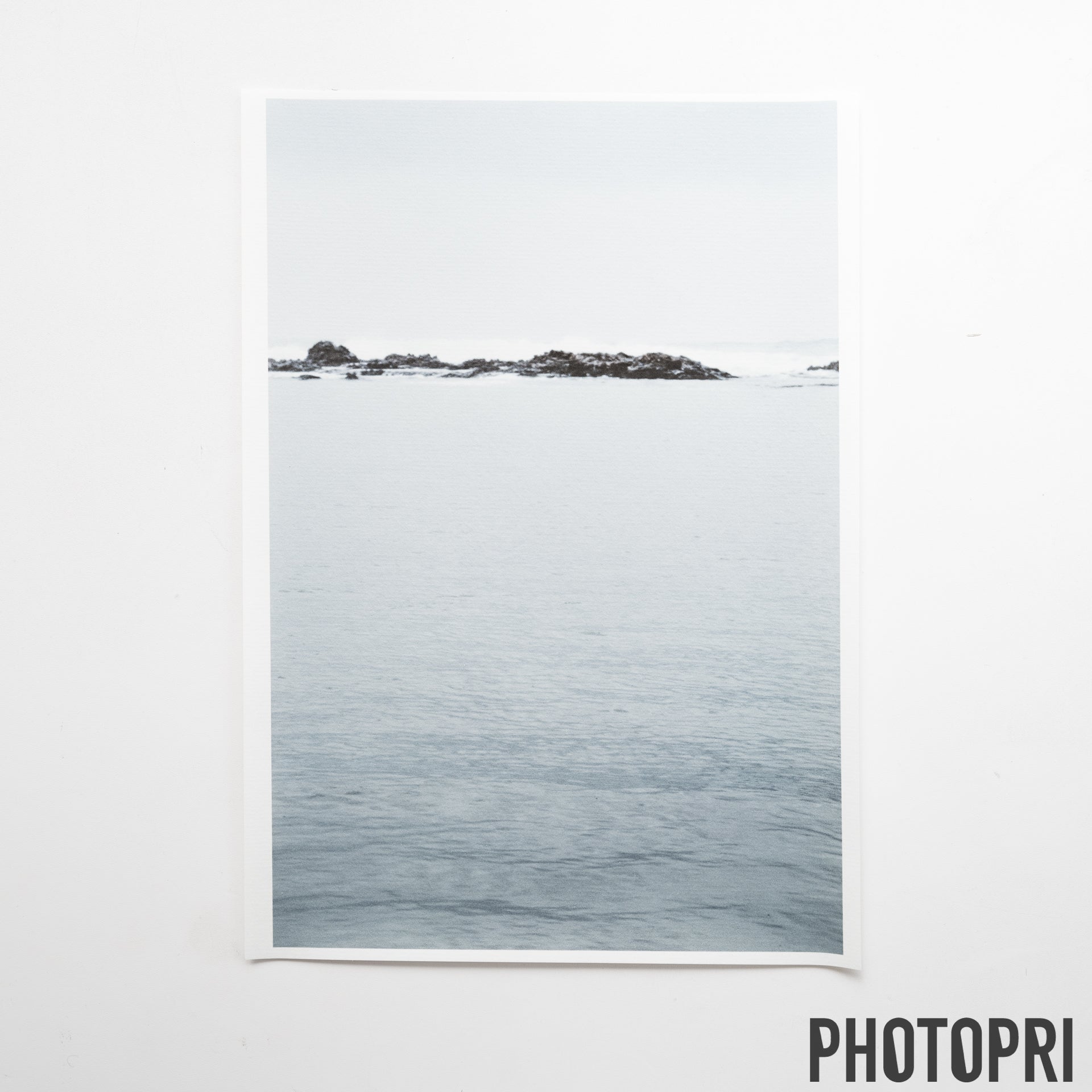 【阿波和紙】忌部 薄口 白 - PHOTOPRI【写真展・美術展品質のプリントサービス】 写真やイラスト・NFTアートの印刷を個展(写真展・美術展)向けにリーズナブルにジクレー印刷をするなら”PHOTOPRI”(フォトプリ)で。写真やイラスト・デジタルアートの印刷・額装・キャンバスパネルを個展・写真展向けにリーズナブルに印刷!8000円以上で送料無料中!PC・スマホどちらでもネットで注文OK!作品レベルの高品質