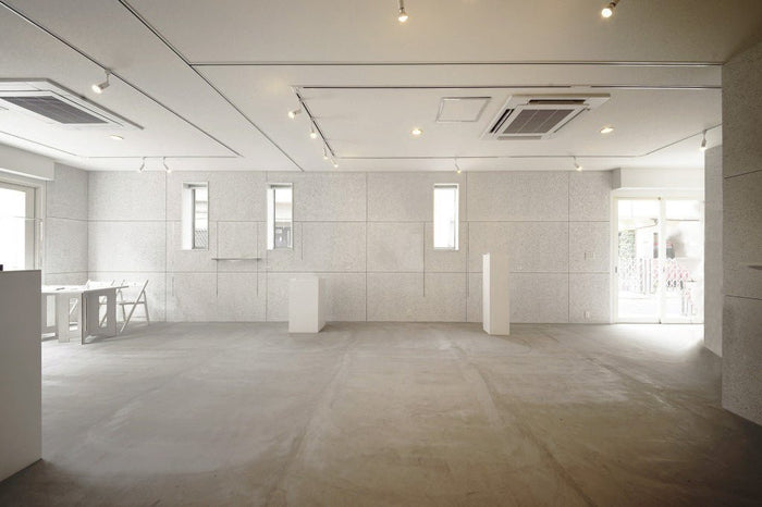 White Gallery